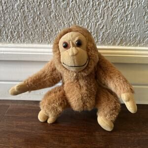 World Wildlife orangutan 1987 plush stuffed animal 7 Inches